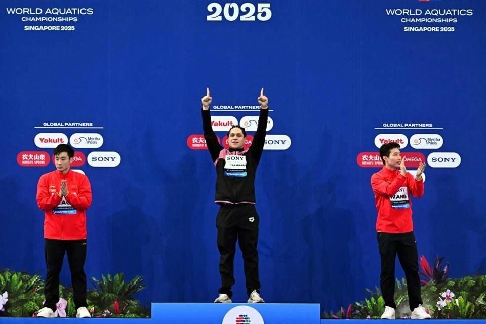 El mexicano es campeón mundial.