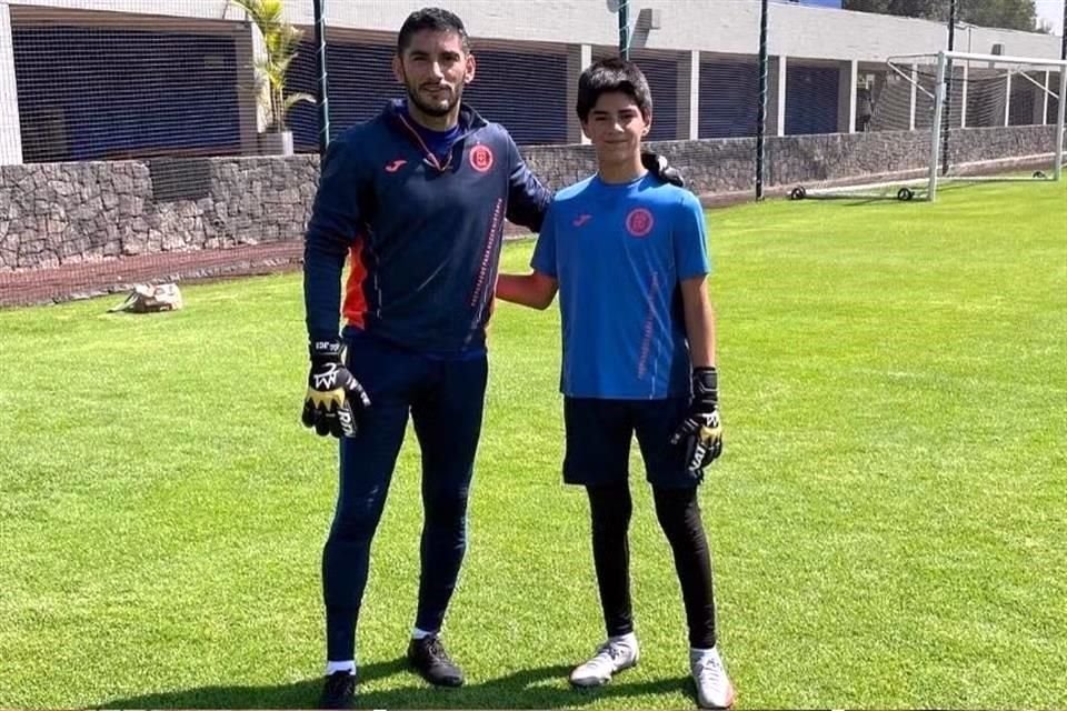 El hijo de Corona fue convocado al Tri Sub 15.