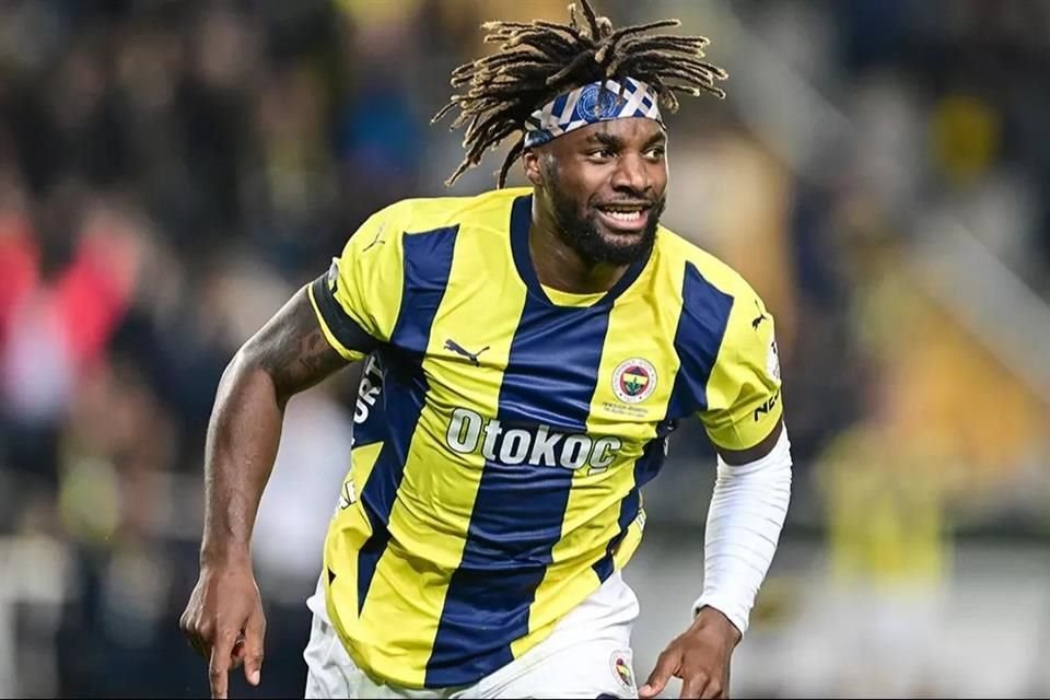 Allan Saint-Maximin jugó a préstamo con el Fenerbahce la pasada temporada.
