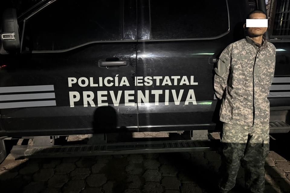 Un sujeto llamado Enrique 'N', identificado como generador de violencia, fue detenido junto a una menor de edad, en Teocaltiche; ambos tenían armas de fuego y cartuchos.