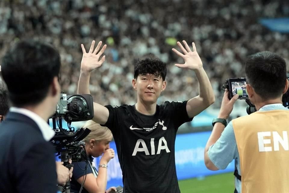 Heung-min Son agradeció a las 65 mil personas que se dieron cita en Seúl para ver el que posiblemente fue su último partido como jugador del Tottenham.