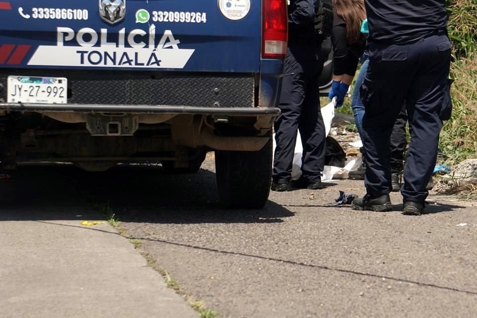 Unos restos humanos fueron encontrados a un costado de la Carretera Libre a Zapotlanejo, a la altura de la Colonia Puente Grande en Tonalá.
