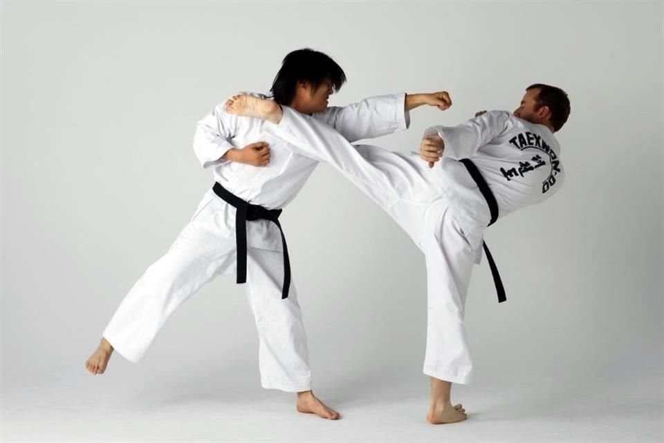 Los entrenamientos de taekwondo mejoran la resistencia aeróbica y anaeróbica.