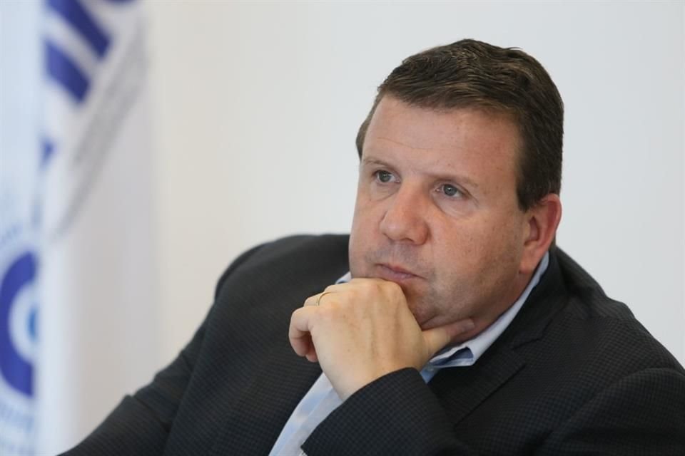 Roger Elehuteri, Presidente de la Cámara Nacional de la Industria Electrónica, de Telecomunicaciones y Tecnologías de la Información (Canieti) Occidente.