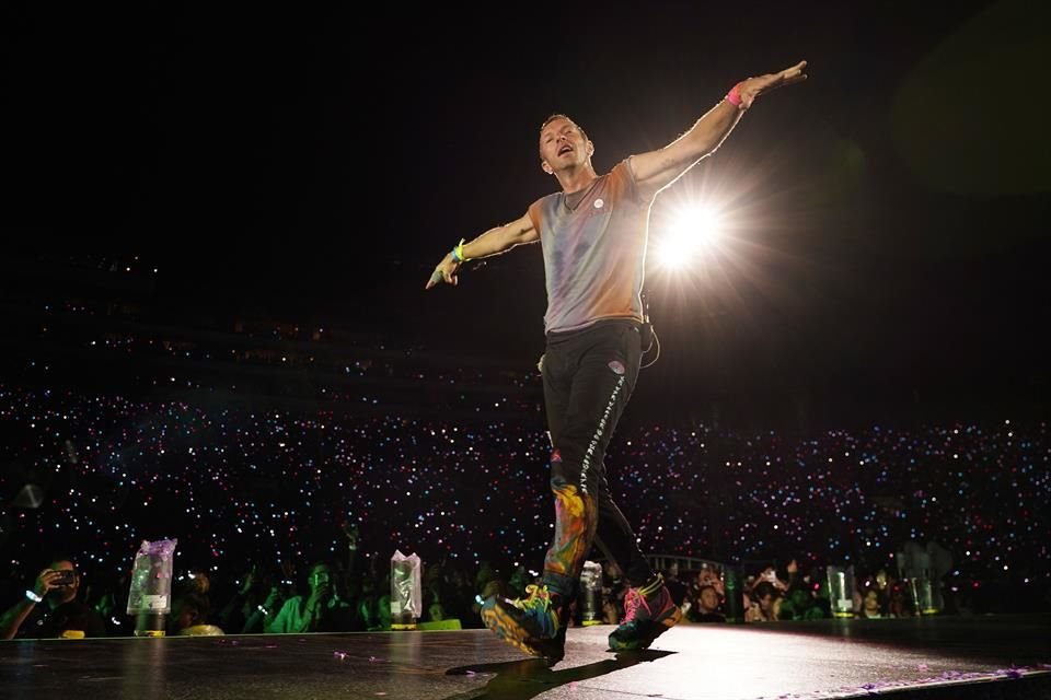 El líder de Coldplay aprovechó para aclarar que la dinámica de la 'kiss cam' no se irá a ningún lado.