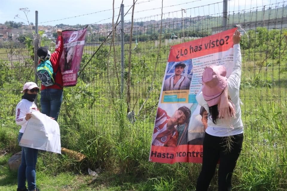 Madres Buscadoras de Jalisco exigen a autoridades estatales atender sus peticiones sobre restos humanos en panteón de San Sebastianito.