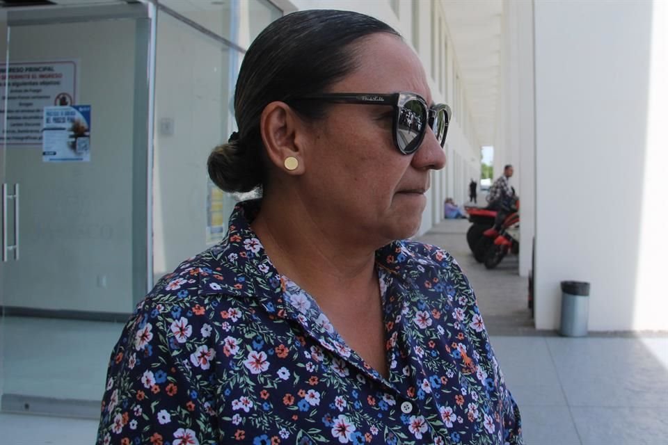 La abogada de tres de los peritos, Cecilia Isabel Ayala Dávalos, lamentó que los servidores sigan en incertidumbre y esperan poder defenderse ante un juez.