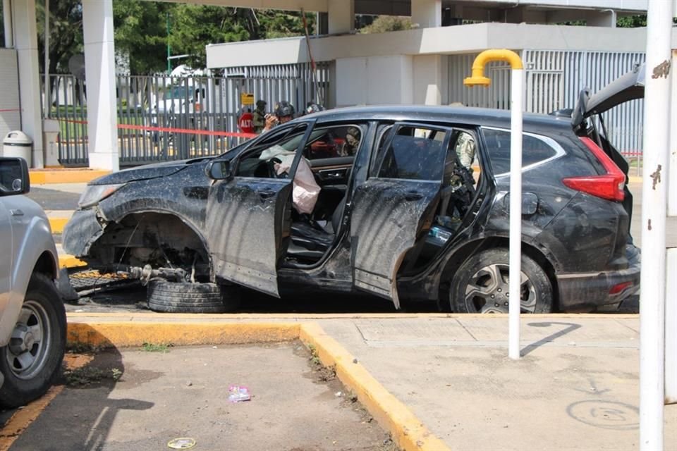 Un enfrentamiento entre civiles y elementos de SEDENA en El Salto, dejó como saldo seis detenidos, un lesionado y aseguramiento de armas.