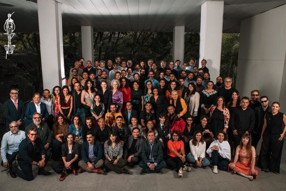 Durante el encuentro de nominados de la edición 67 del Ariel, se anunciaron premios especiales para Guillermo del Toro y el filme 'Amores Perros'.