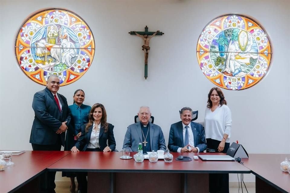 Los Alcaldes Verónica Delgadillo y Juan José Frangie se reunieron con el Cardenal Robles Ortega para proponer el cambio de ruta de la Romería.