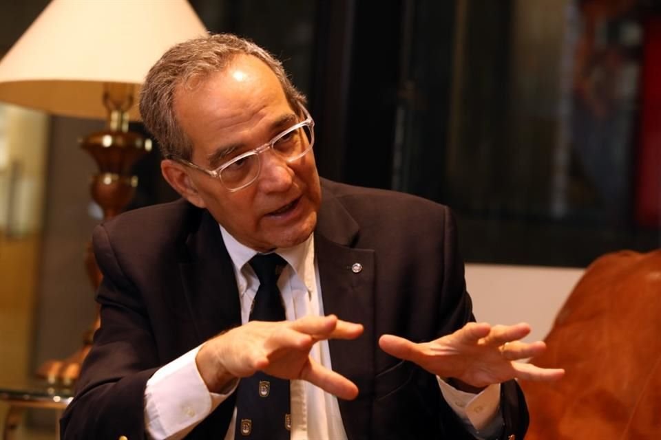 Martín Burt, director de la Fundación Paraguaya, señaló que el Estado por sí solo no puede erradicar la pobreza.