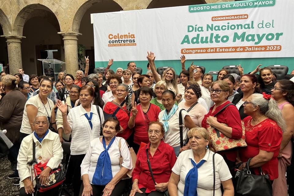 El Congreso de Jalisco conmemoró el Día Nacional del Adulto Mayor.