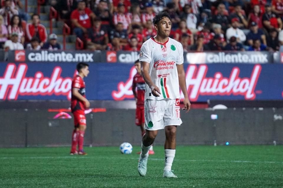 Parecía que se les venía la noche, pero Chivas se levantó de un 3-0 para emparejar el marcador y rescatar un punto en Tijuana.