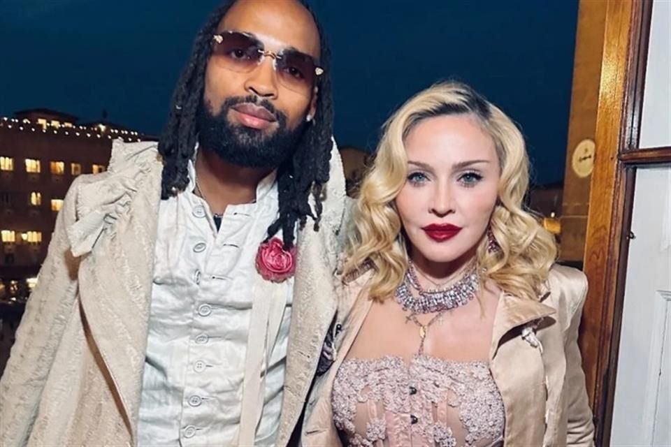 La reina del pop, Madonna, celebró su cumpleaños número 67 el pasado sábado en compañía de su novio el ex futbolista nigeriano Akeem Morris, con quien se le vio disfrutando las calles de La Toscana.