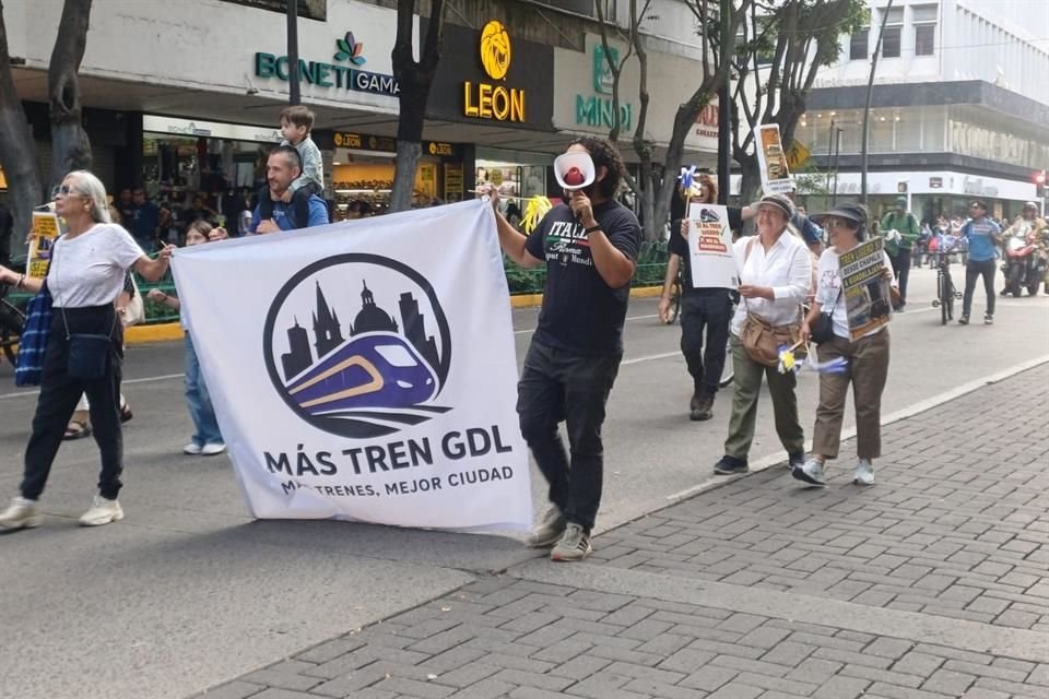 Manifestación por el Tren Ligero.