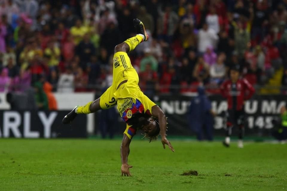 El festejo del francés Allan Saint - Maximin.