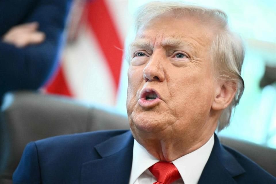 El Presidente Donald Trump durante una reunión en la Oficina Oval, el 25 de agosto del 2025.