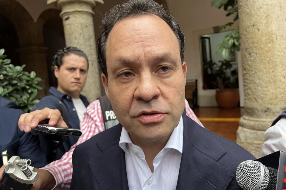 Clemente Castañeda, senador de MC, adelantó que su partido impulsará reforma para quela  edad para votar en México pase de 18 a 16 años.