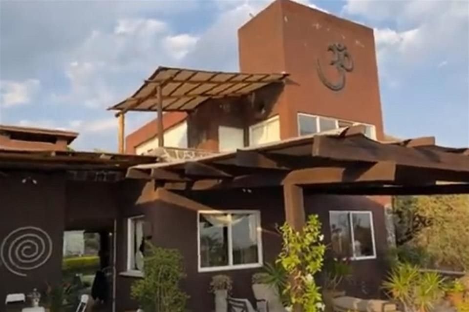 Noroña compró casa con extensión de 1,200 metros cuadrados en 12 mdp en Tepoztlán.