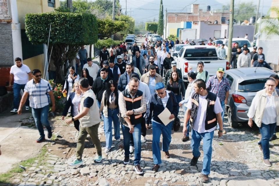 Inicio de la obra en Calle Abasolo, la cual pretenden conectar con Avenida Jesús Michel González u 8 de Julio.