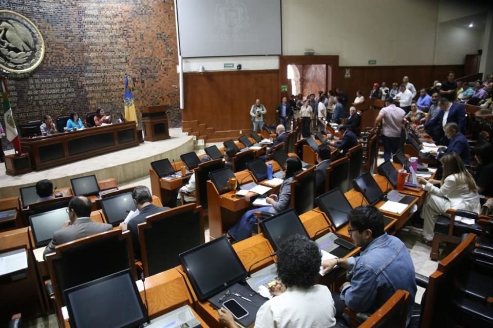 Posponer el debate sobre la reforma judicial en Jalisco generaría un 'pantano' que desvirtuaría propuestas ciudadanas, advierte académico.