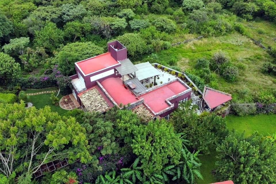 El martes se dio a conocer que el morenista adquirió la casa de 12 millones con un crédito.