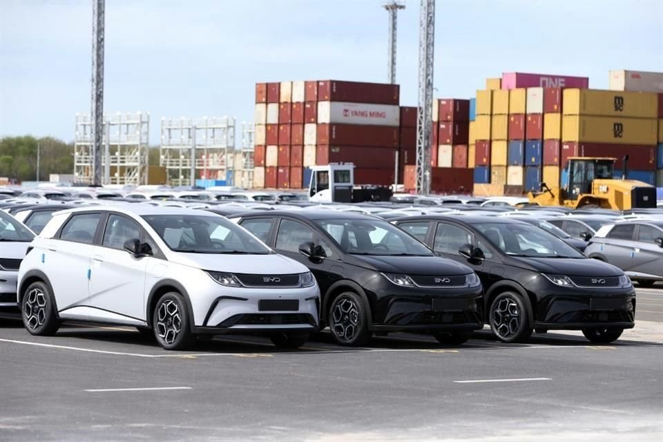 Las ventas de BYD se dispararon un 225.3% en julio, lo que le dio el 1.2% del mercado.