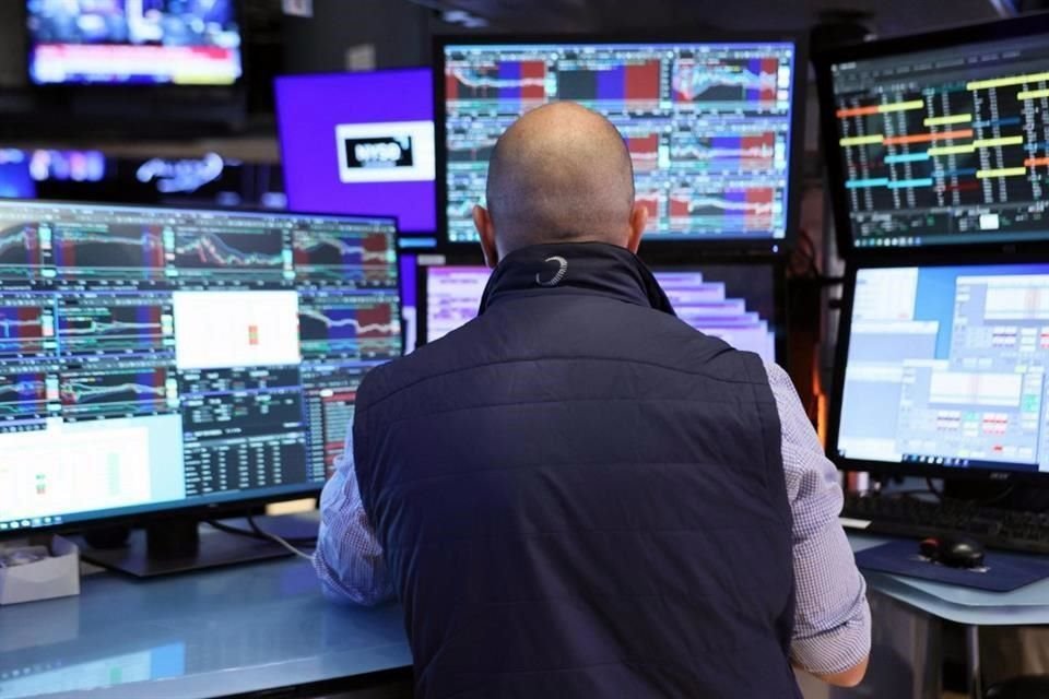Las acciones de Nvidia cerraron con una baja de 0.82%.