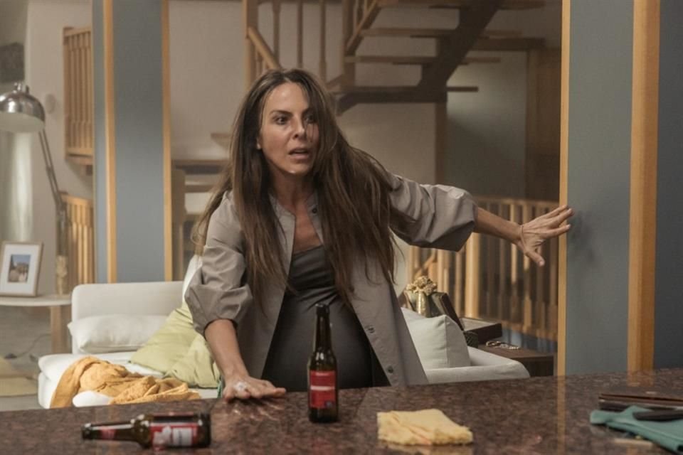 Del Castillo, protagonista de series como 'La Reina del Sur' e 'Ingobernable', destacó la importancia de que en México se realicen producciones de suspenso de alta calidad.