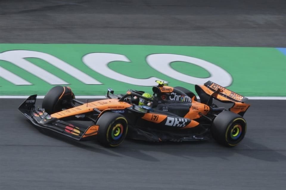 Lando Norris fue el más rápido en la P1 del GP de Países Bajos, seguido de su coequipero, Oscar Piastri.