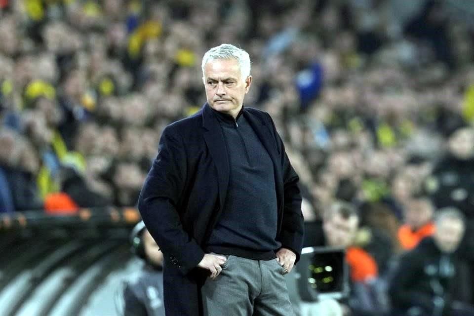 Jose Mourinho se lleva 15 millones de euros por el despido.
