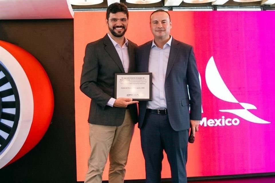 Diogo Elías , CEO de Avianca Cargo , Danilo Corra , Avianca Cargo México Director General.
