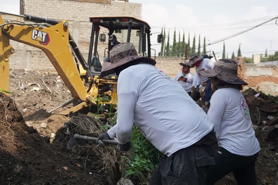 Activistas enfocaron esfuerzos en una fosa clandestina.