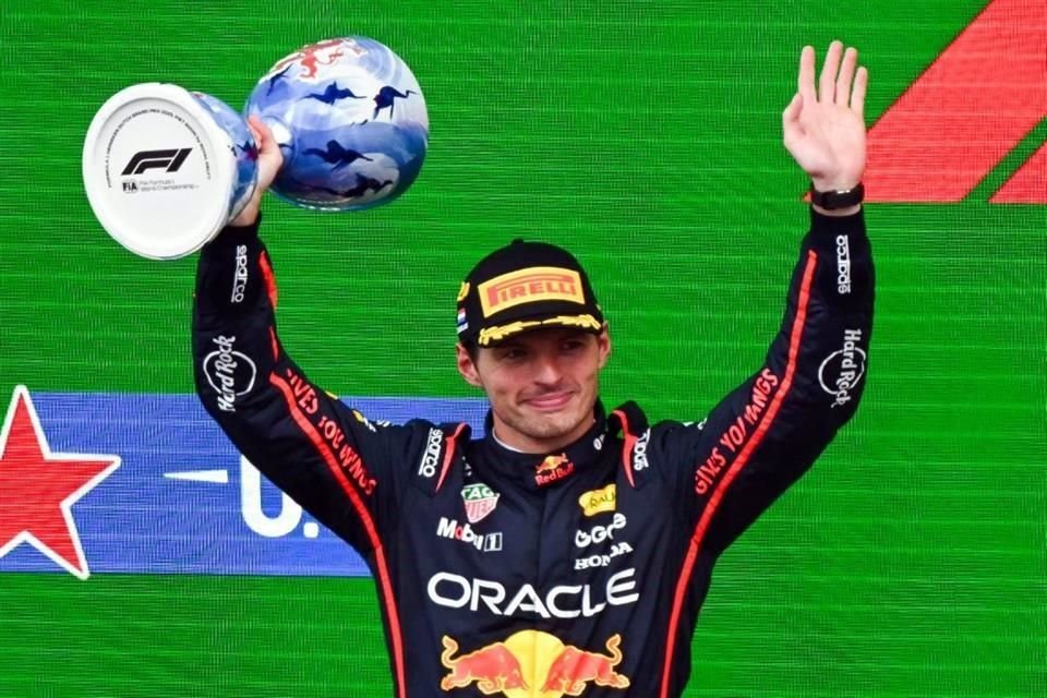 Verstappen respondió a su afición con el segundo lugar.