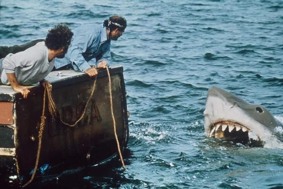 'Tiburón' se ubicó en segundo lugar con 8.1 millones de dólares en su reestreno de aniversario, por delante de dos lanzamientos importantes.