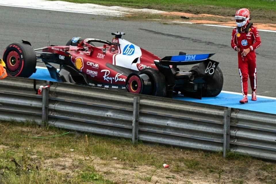 Charles Leclerc ocupaba la quinta posición cuando se vio afectado por el toque de Antonelli.
