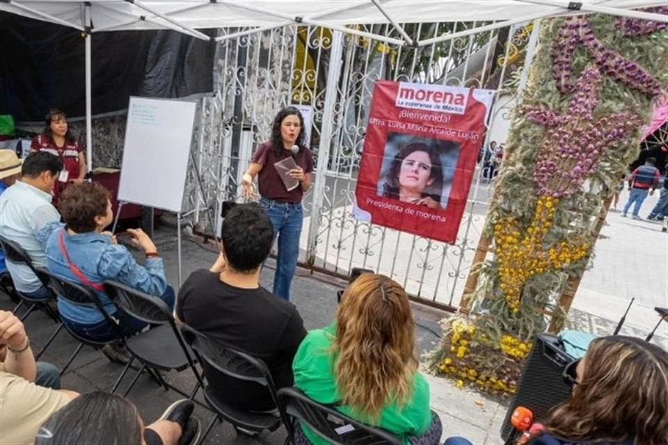 Luisa Alcalde, dirigente de Morena.