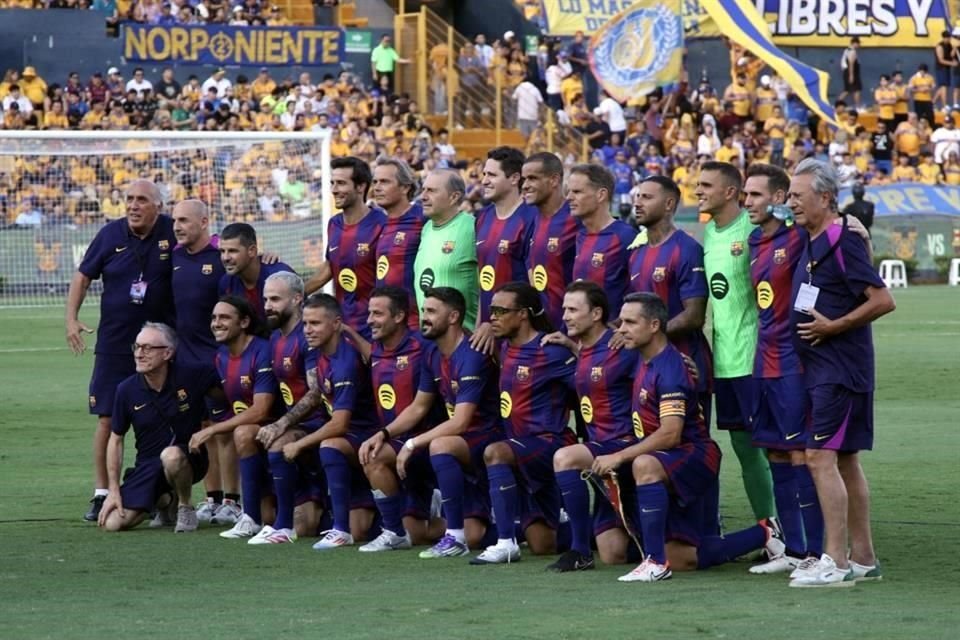 Con tres goles anotados por David 'Guaje' Villa, dos de ellos de penal, las Leyendas del Barcelona vencieron en el Uni 3-2 a las Leyendas de Tigres.