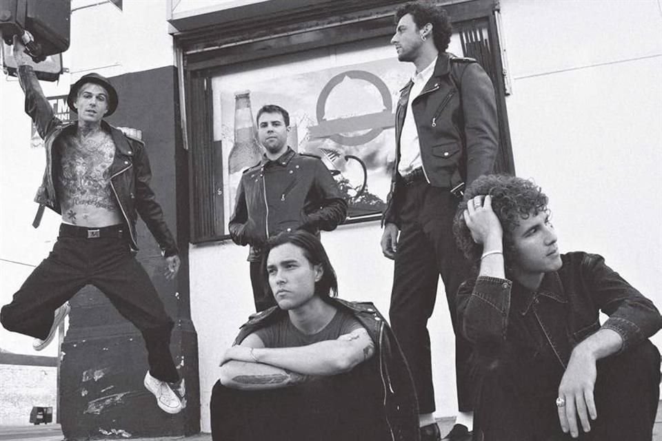 La banda expresó en un comunicado su orgullo por la recuperación y el progreso de Fried, enfatizando su vínculo de dos décadas y el impacto colectivo de las luchas personales.
