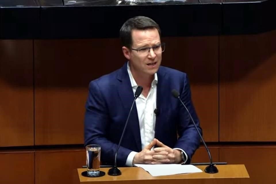 Ricardo Anaya, leider van de PAN-Senaat, waarschuwde dat de financiële kosten van de staatsschuld in 2026 tot het faillissement van het land zullen leiden.