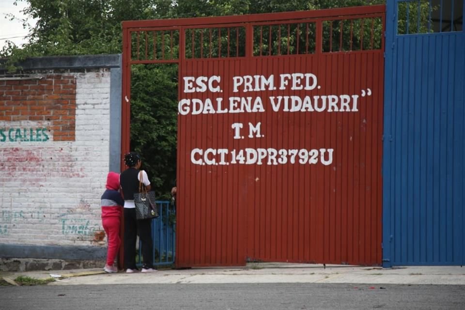 Primaria Magdalena Vidaurri clausurada.