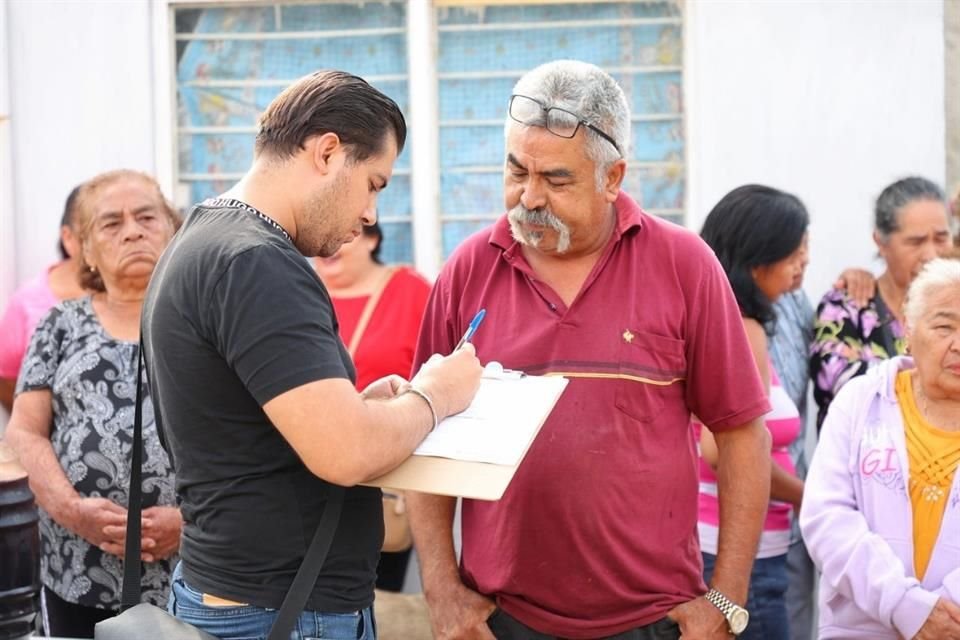 Aplica Zapopan encuestas de seguimiento y satisfacción en donde el Ayuntamiento hizo obra pública.