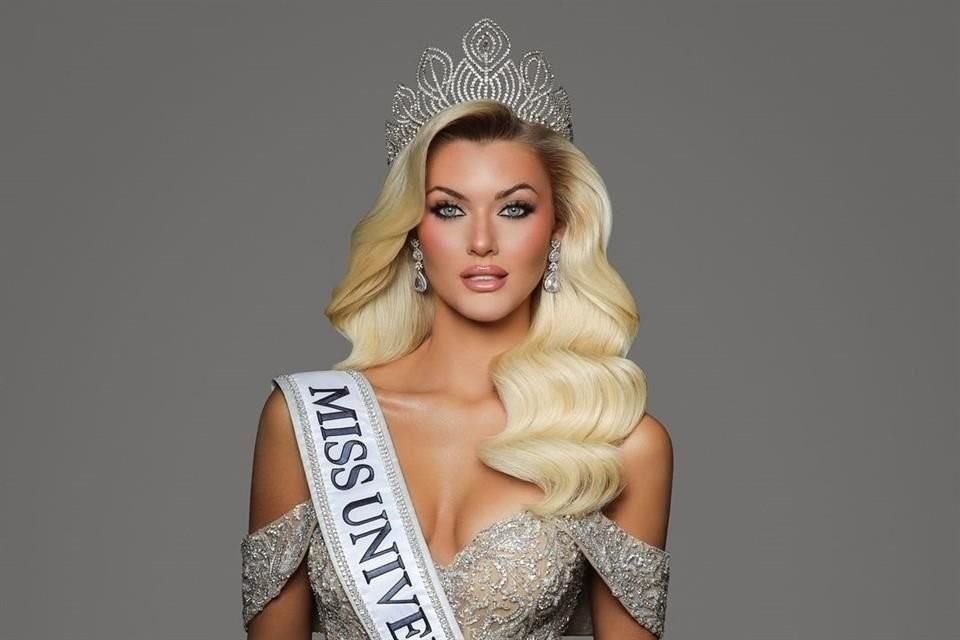El certamen se realizará en la Impact Arena, en Pak Kret, Bangkok, donde acudirá la actual reina de belleza, la danesa Victoria Kjaer Theilvig, para coronar a su sucesora.