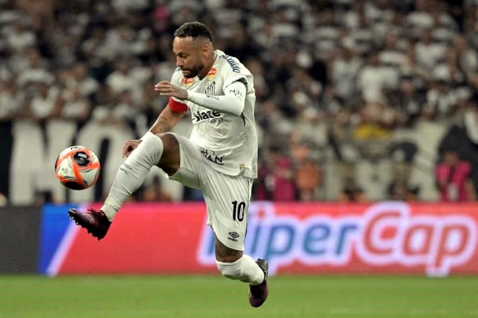 Neymar debe recuperar la condición física.