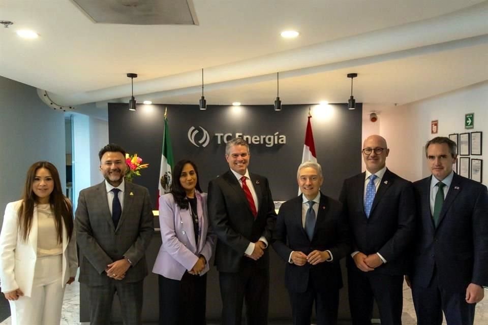 Los funcionarios canadienses tuvieron una reunión con los empresarios convocados por Scotiabank, que es la filial en México del canadiense The Bank of Nova Scotia.
