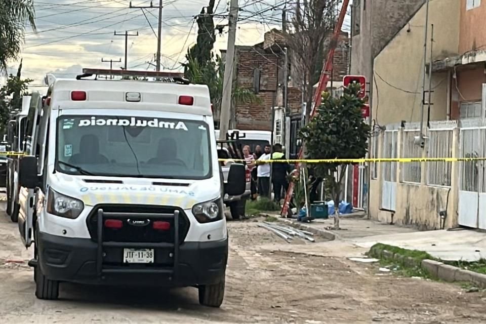 El accidente tuvo lugar en el cruce de Avenida del Paraíso y Calle Cuervo, en la Colonia Pinar de las Palomas, en Tonalá.