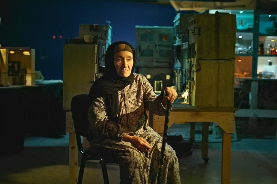 El premiado documental 'La Madre de Todas las Mentiras' narra, con miniaturas, heridas familiares y sociales en Marruecos.