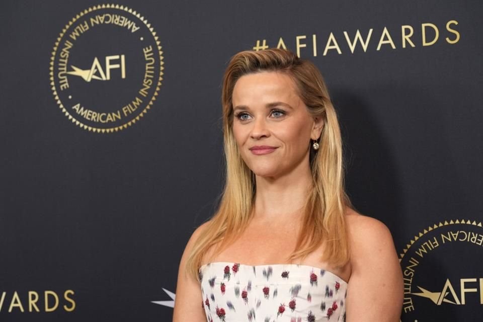 Reese Witherspoon dijo que la inteligencia artificial marcará el futuro de Hollywood y que las mujeres deben estar en ese cambio.