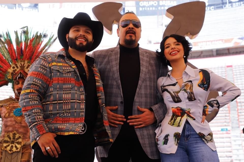 Tras darse a conocer que el show del festejo patrio en Guadalajara estará a cargo de Pepe Aguiar y sus hijos Ángela y Leonardo, ciudadanos realizaron una solicitud para evitar su presentación.