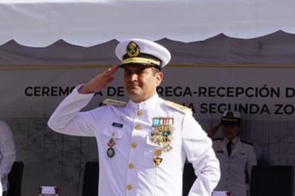 Vicealmirante Manuel Farías, sobrino político del titular de Semar con AMLO, fue aprehendido el martes por vínculos con huachicol fiscal.